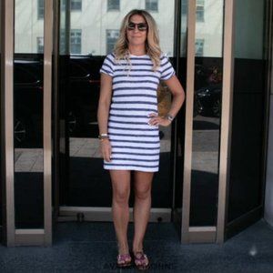 Alice + Olivia Stefan Striped Short-Sleeve Dress